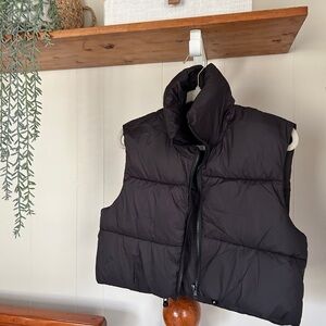 Cropped Black Puffer Vest